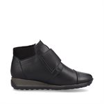 Black waterproof winter ankle boot 44255-00